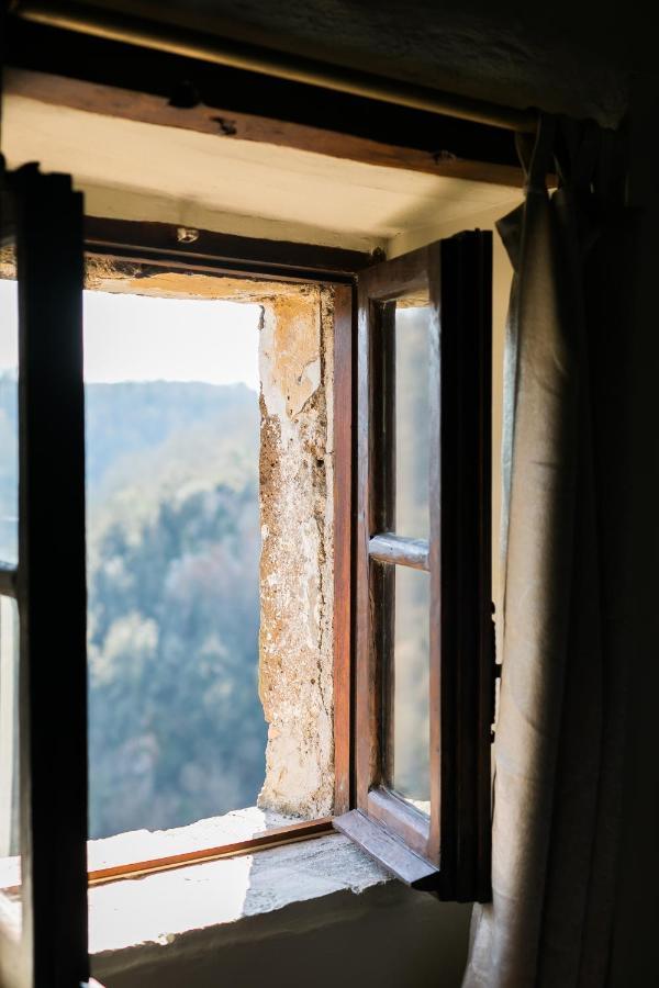 Opera Suites - Le Notti Bianche Calcata Dış mekan fotoğraf