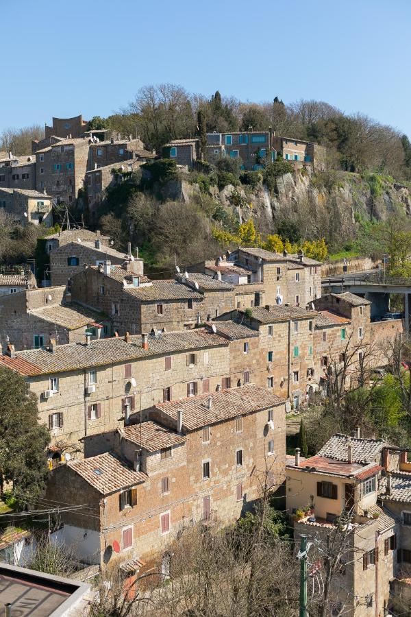Opera Suites - Le Notti Bianche Calcata Dış mekan fotoğraf