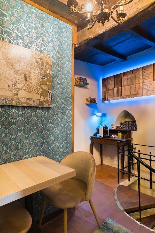 Opera Suites - Le Notti Bianche Calcata Dış mekan fotoğraf